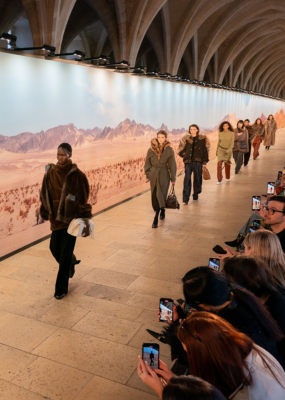 FALL/WINTER 2025 PARIS FASHION SHOW
