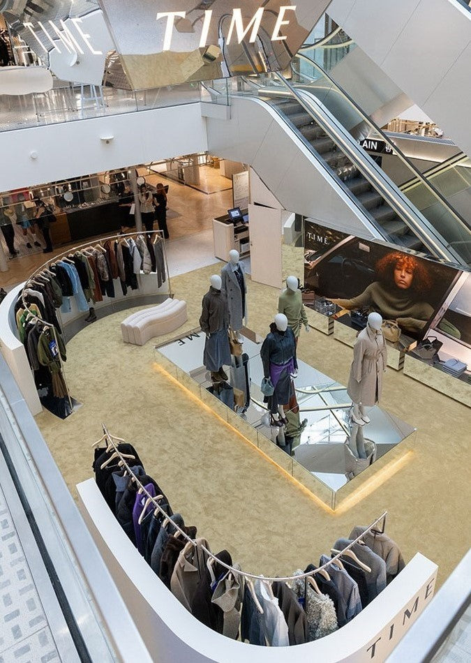 TIME POP-UP STORE AT SAMARITAINE