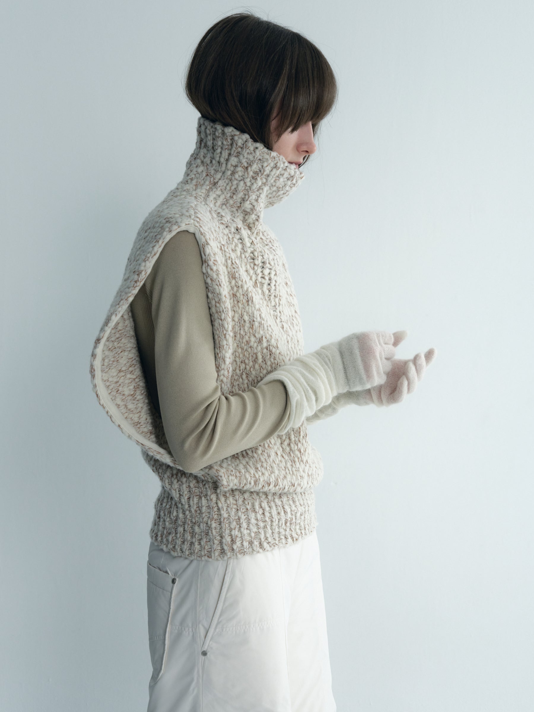Cashmere Blend Turtle Neck Vest