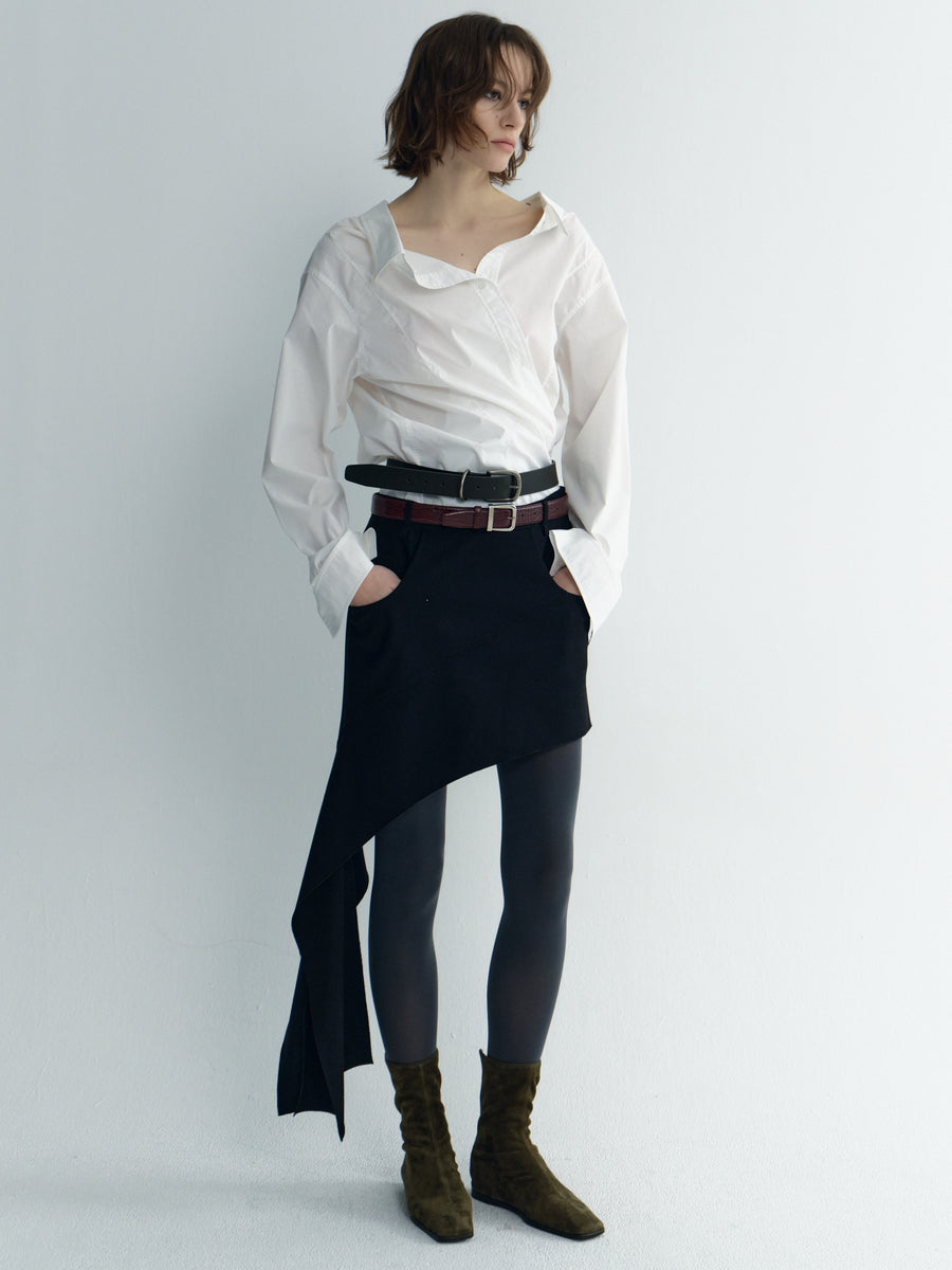 A Loose-Fit Dreaped Cotton Shirtwith A Plunging Collar