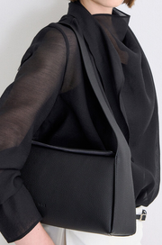 Luma Bag M