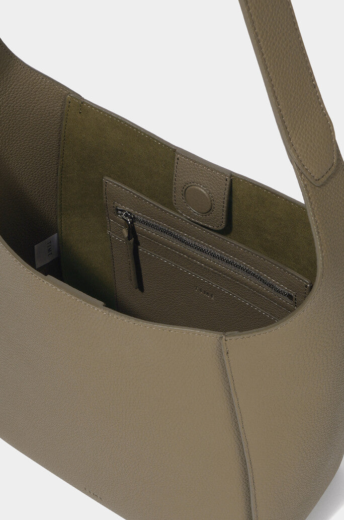 Luma Shoulder Bag
