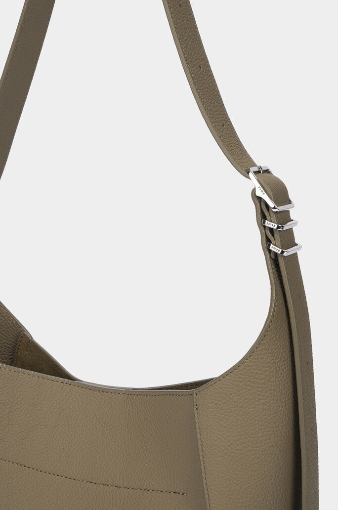 Luma Shoulder Bag