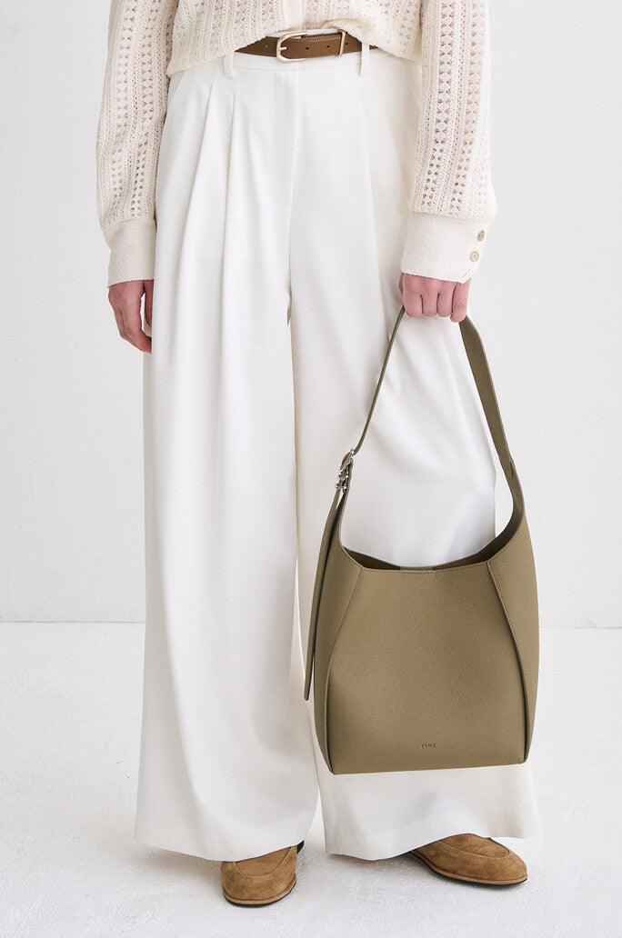 Luma Shoulder Bag