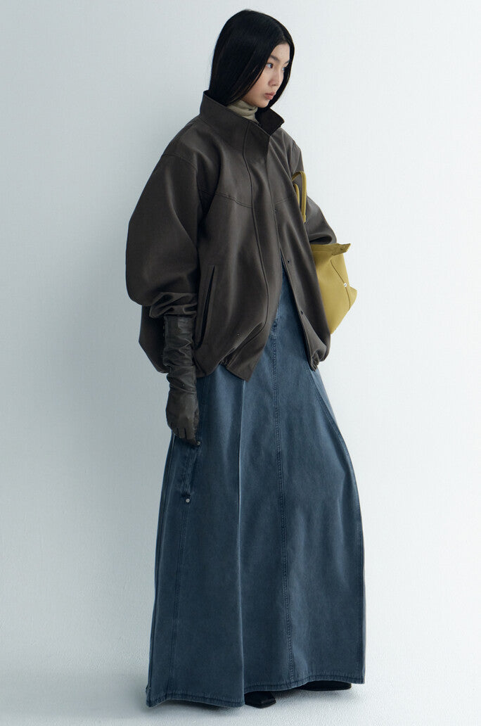 Balloon Silhouette A Single-Layer Outer