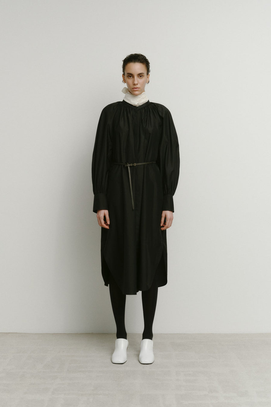 VOLUMINOUS RAGLAN SHIRT DRESS