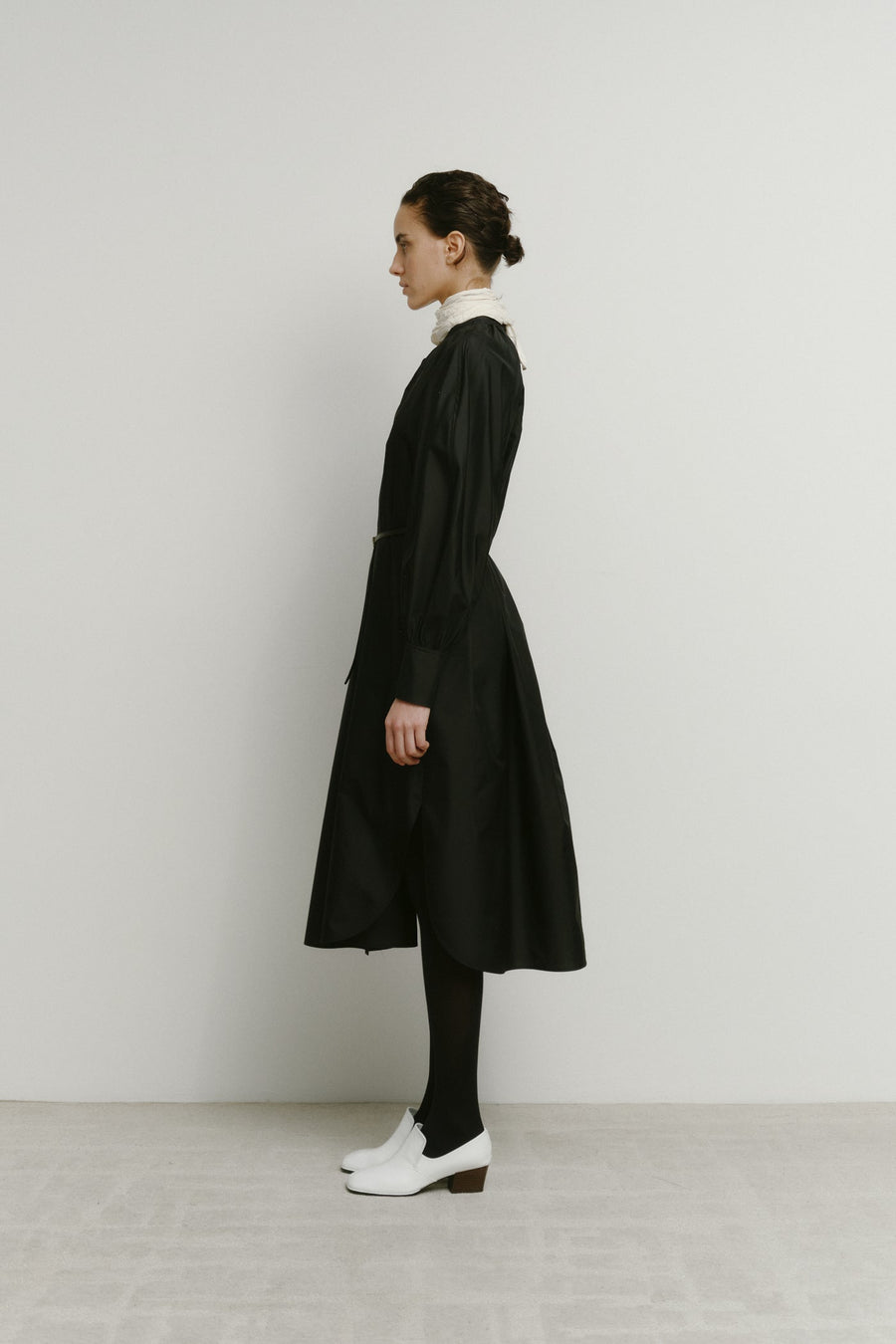 VOLUMINOUS RAGLAN SHIRT DRESS