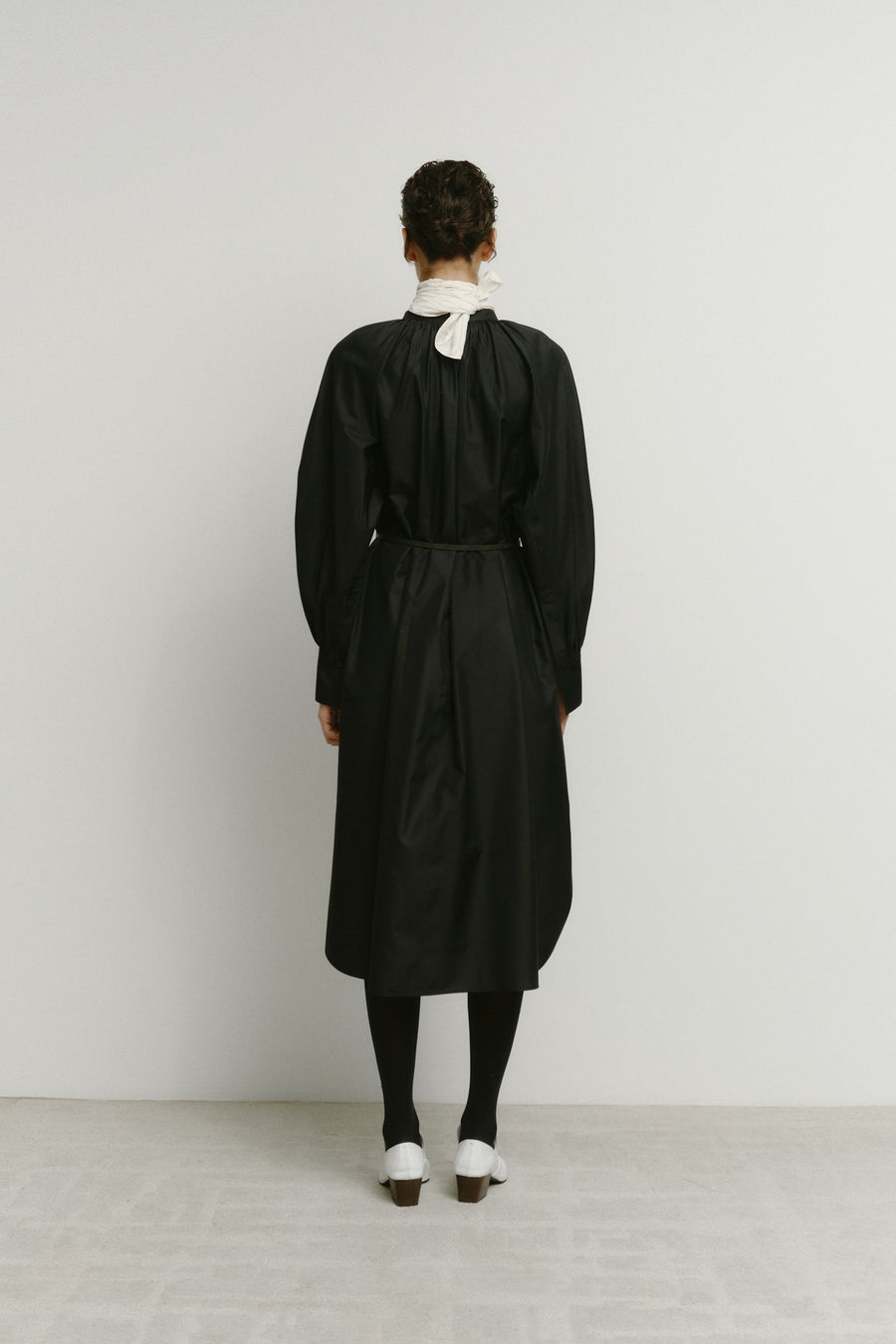 VOLUMINOUS RAGLAN SHIRT DRESS