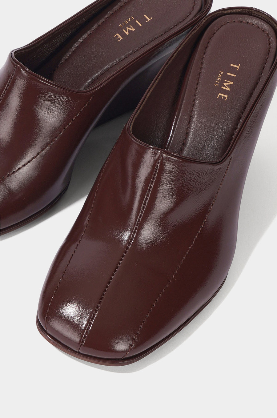 LEATHER MULES