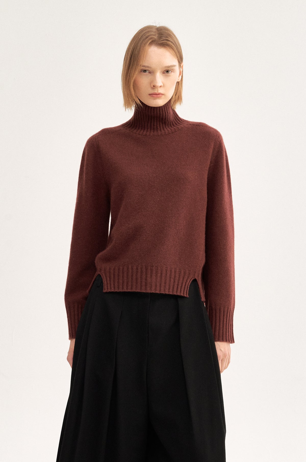 CASHMERE HIGH NECK KNIT TOP