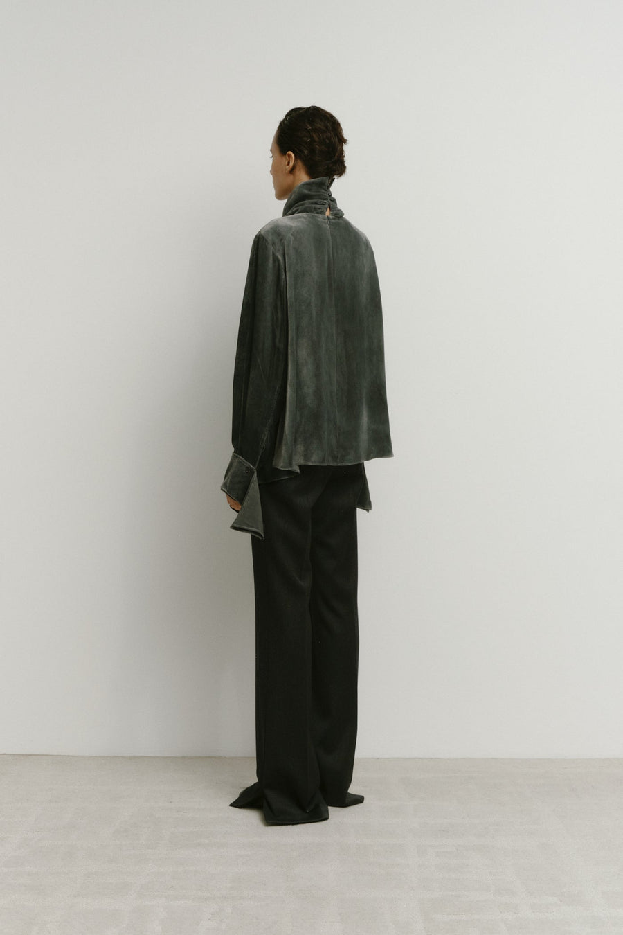 LOW WAISTED TAILORED TROUSERS