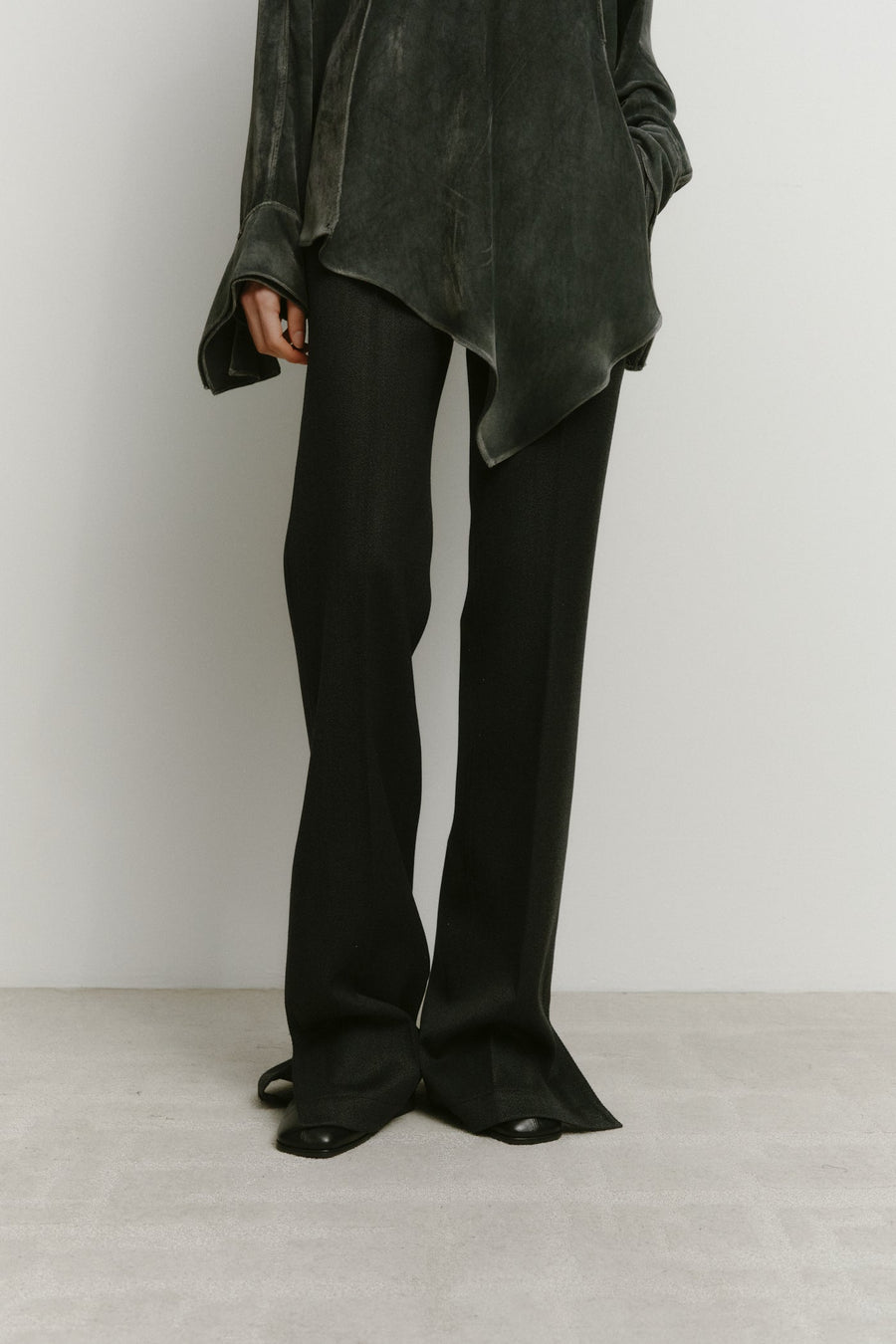 LOW WAISTED TAILORED TROUSERS