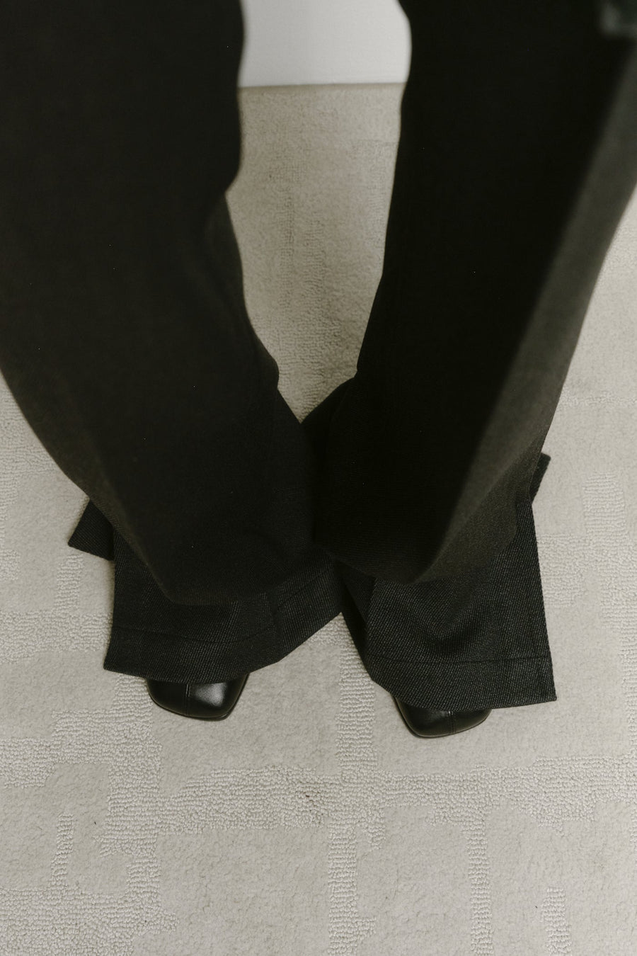 LOW WAISTED TAILORED TROUSERS